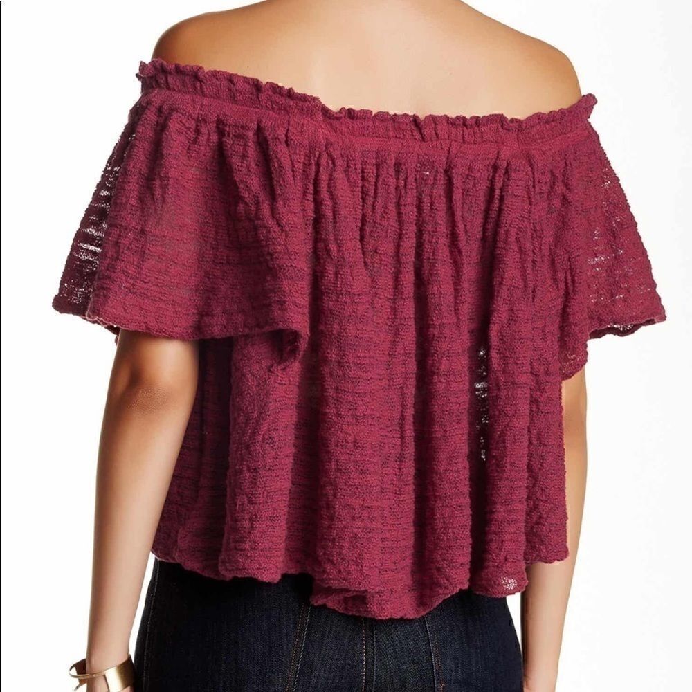 Free people Thrills & Frills Sweater Raspberry NWT - Picture 5 of 6